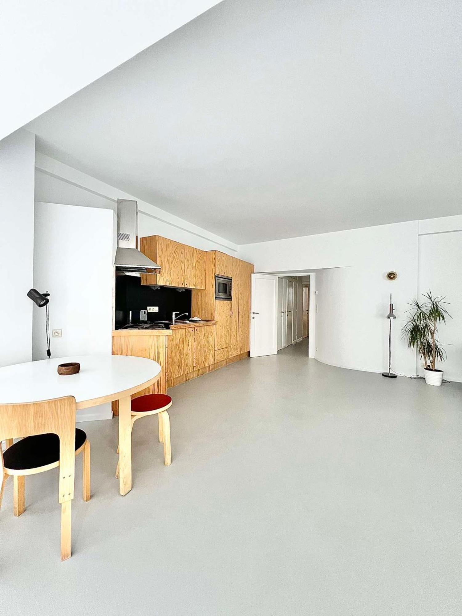 5 Min From Grand Place 1 Bedroom Apt Renovated! * Bruxelles